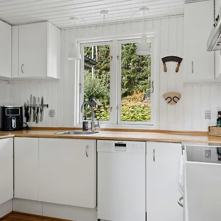 With Creative Space Near Дом отдыха