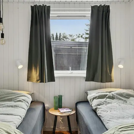 With Creative Space Near *