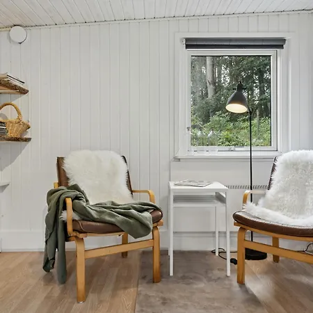 Дом отдыха With Creative Space Near Glesborg