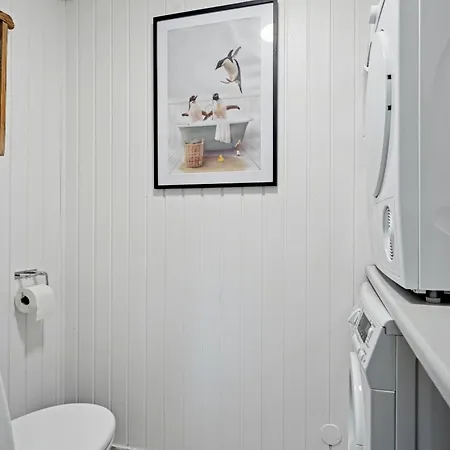 Дом отдыха With Creative Space Near