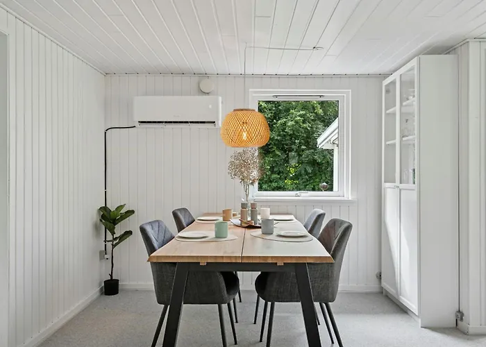 With Creative Space Near * Glesborg